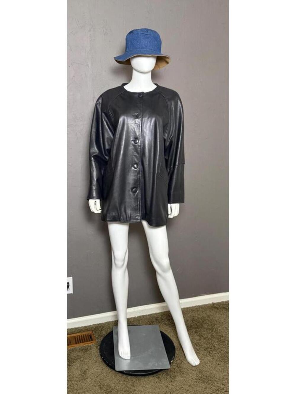 1990s Mod Leather Coat from FORMA Oversized Fit S/M/L